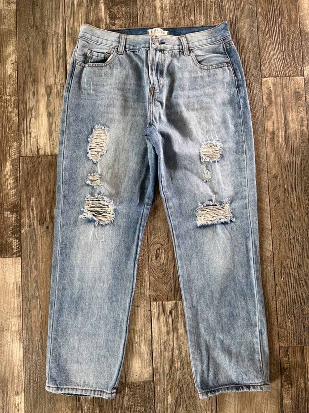 Blank Paige Relaxed Light Blue Distressed Women's Jeans, Large